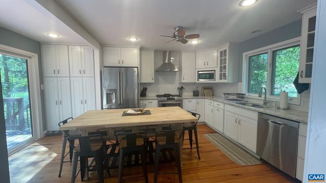 698 WINDWOOD COVES BLVD, Mineral, VA 23117