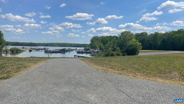 698 WINDWOOD COVES BLVD, Mineral, VA 23117