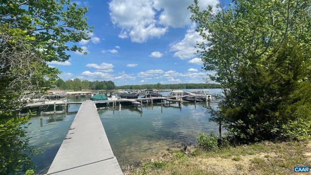 698 WINDWOOD COVES BLVD, Mineral, VA 23117