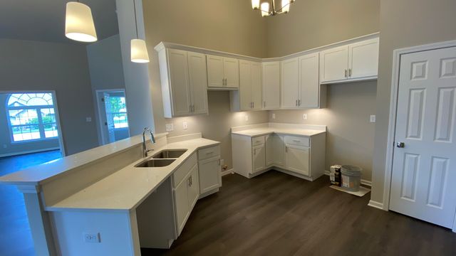 5600 Fountain Circle, Winfield, IN 46307