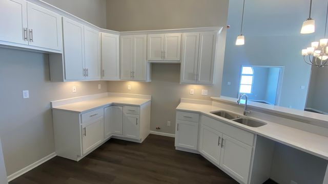 5600 Fountain Circle, Winfield, IN 46307