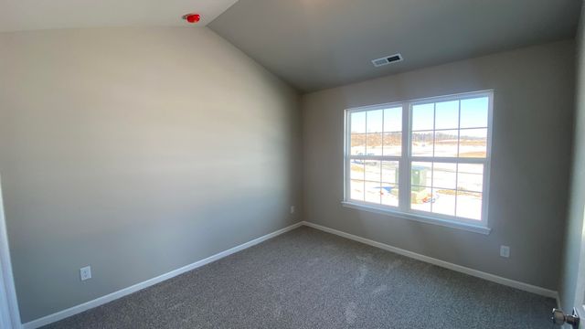 5600 Fountain Circle, Winfield, IN 46307
