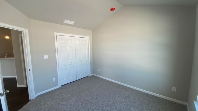 5600 Fountain Circle, Winfield, IN 46307