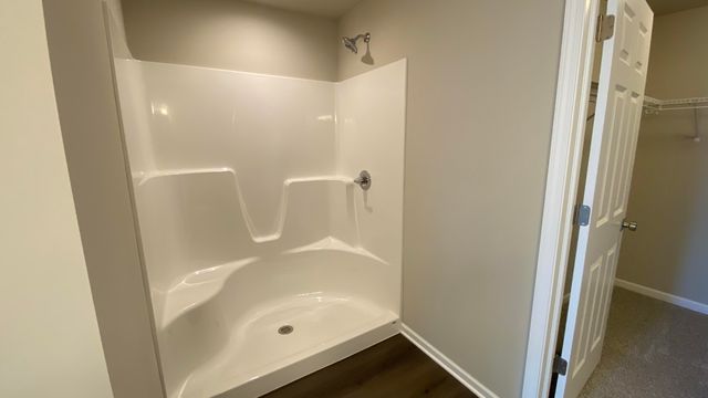 5600 Fountain Circle, Winfield, IN 46307