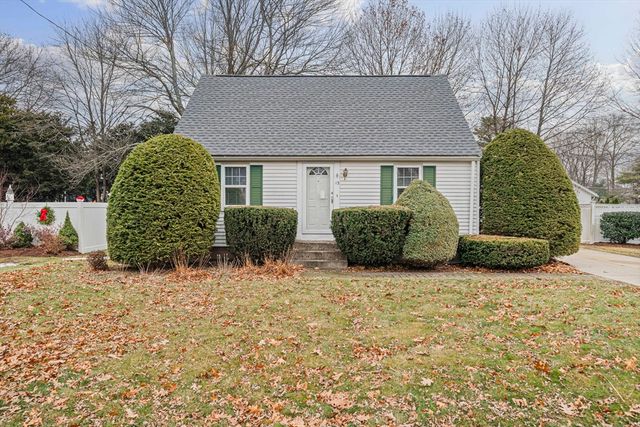 13 Washington Ave, Ashland, MA 01721