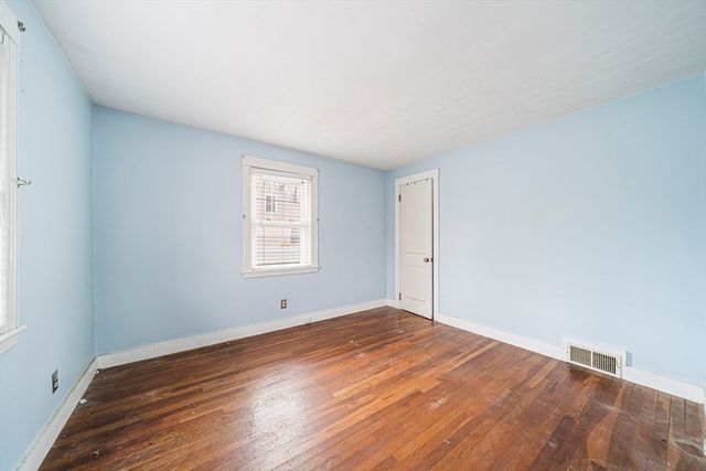 13 Washington Ave, Ashland, MA 01721