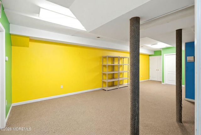 21 Kingsfield Drive, Lakewood, NJ 08701