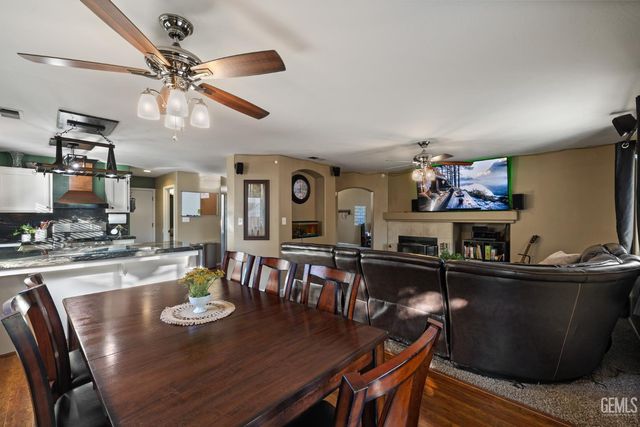 9601 Lanneau Court, Bakersfield, CA 93311