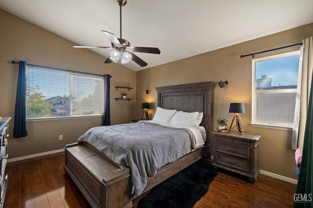 9601 Lanneau Court, Bakersfield, CA 93311