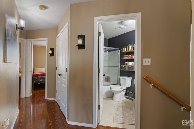 9601 Lanneau Court, Bakersfield, CA 93311