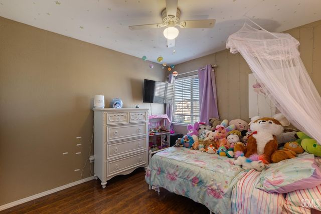 9601 Lanneau Court, Bakersfield, CA 93311