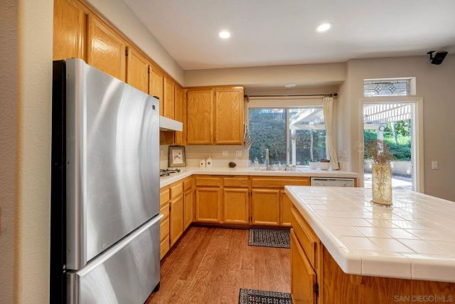 12244 Arucauna Way, San Diego, CA 92129