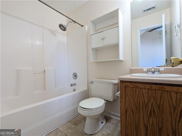 57 Inverness Trace, Riverdale, GA 30274