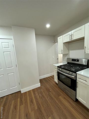 8634 Patton Street, Detroit, MI 48228