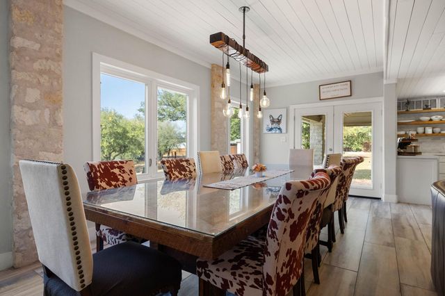 3114 Pace Bend RD S, Spicewood, TX 78669