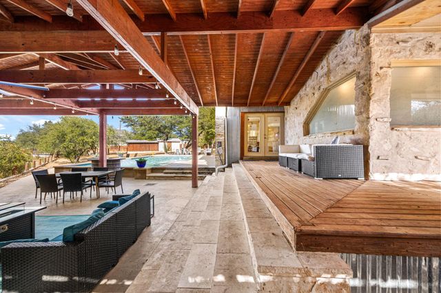 3114 Pace Bend RD S, Spicewood, TX 78669