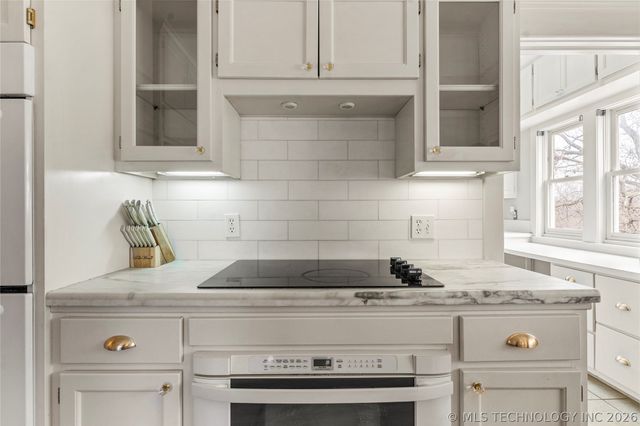 7637 S 26th West Avenue, Tulsa, OK 74037