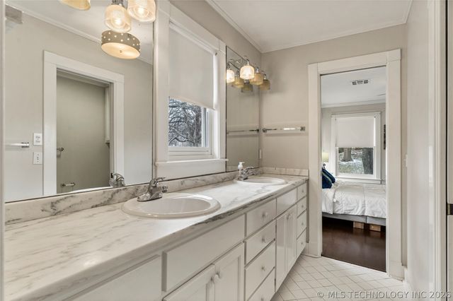 7637 S 26th West Avenue, Tulsa, OK 74037