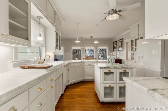 7637 S 26th West Avenue, Tulsa, OK 74037