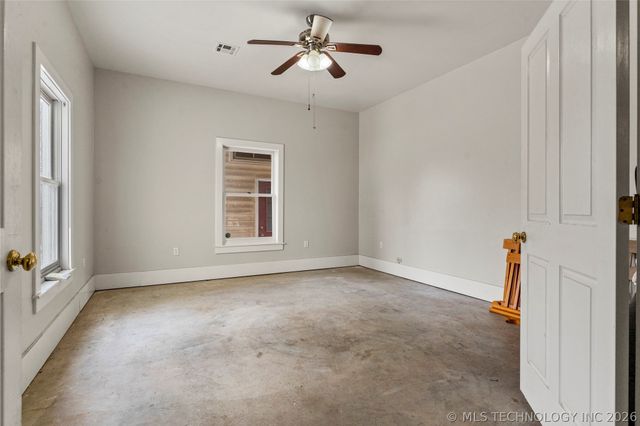 7637 S 26th West Avenue, Tulsa, OK 74037