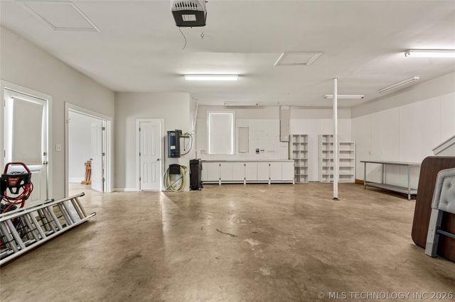 7637 S 26th West Avenue, Tulsa, OK 74037