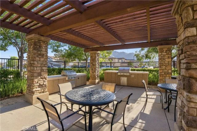 10427 Peregrine Place, Moreno Valley, CA 92557