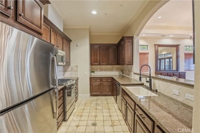 10427 Peregrine Place, Moreno Valley, CA 92557