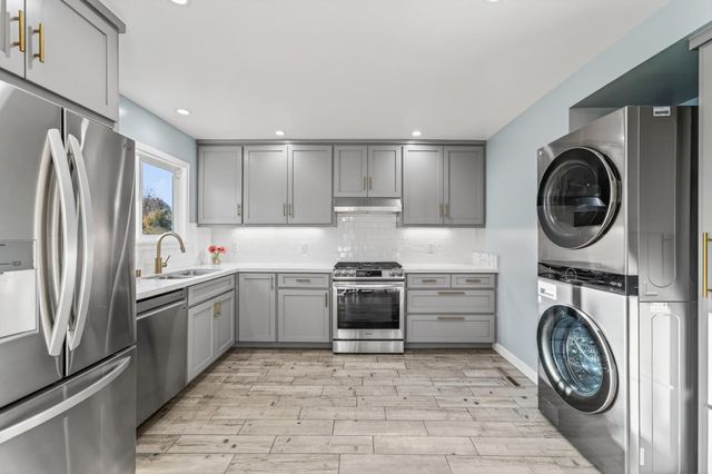 3610 Oliver Road, Carmel, CA 93923