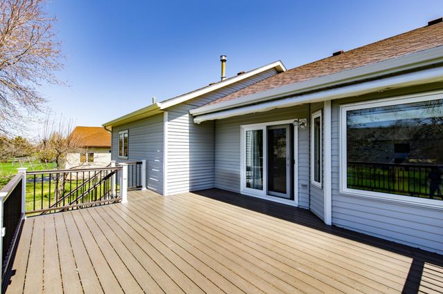 2715 33rd Street S, Fargo, ND 58103