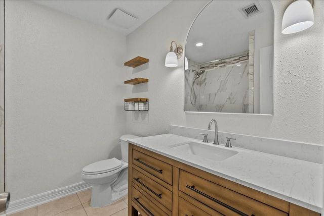 5303 Bulen Avenue, Friendswood, TX 77546