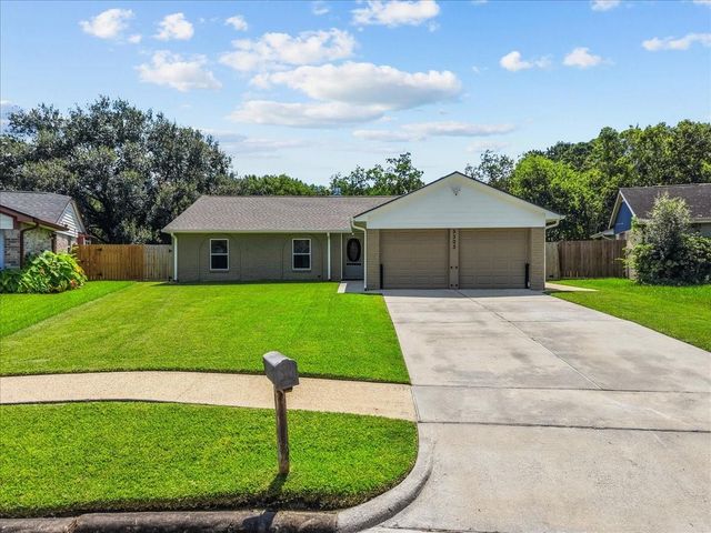5303 Bulen Avenue, Friendswood, TX 77546