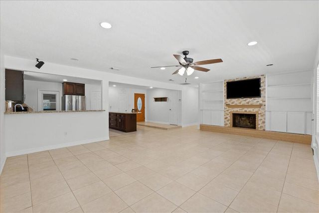 5303 Bulen Avenue, Friendswood, TX 77546