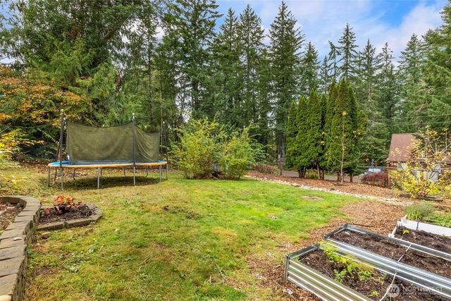 369 W Tahuyeh Drive, Bremerton, WA 98312