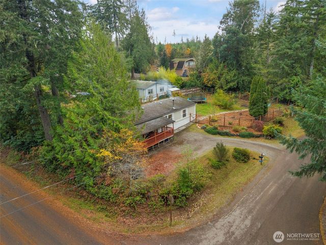 369 W Tahuyeh Drive, Bremerton, WA 98312