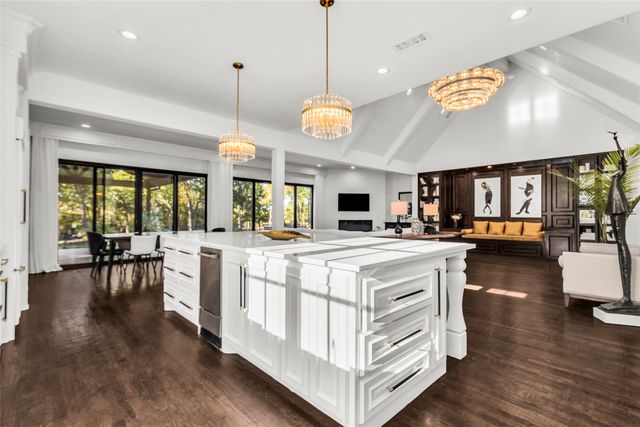 8900 Baltusrol Drive, Flower Mound, TX 75022