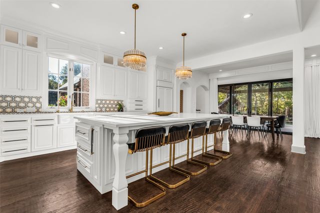 8900 Baltusrol Drive, Flower Mound, TX 75022