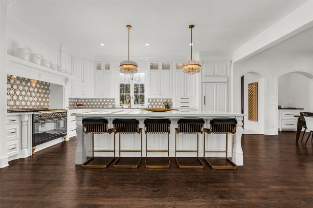 8900 Baltusrol Drive, Flower Mound, TX 75022