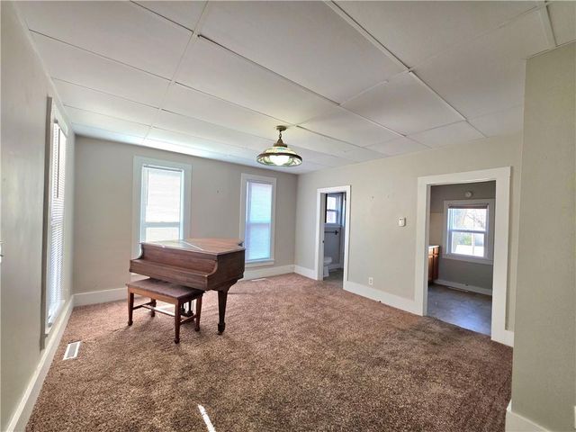 822 N Holden Street, Warrensburg, MO 64093