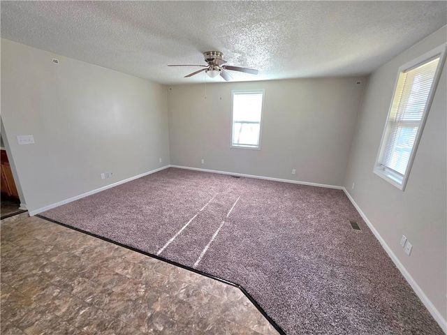 822 N Holden Street, Warrensburg, MO 64093