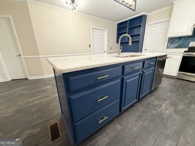 209 Mimosa Drive, Dublin, GA 31021