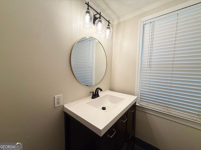 209 Mimosa Drive, Dublin, GA 31021