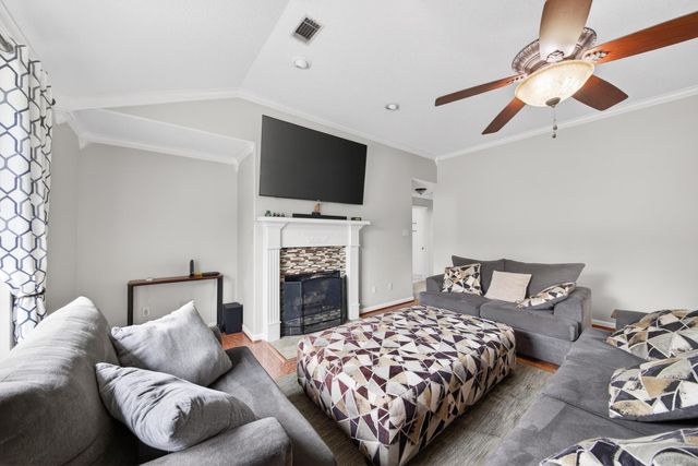 1801 N Lincoln Street, Cabot, AR 72023