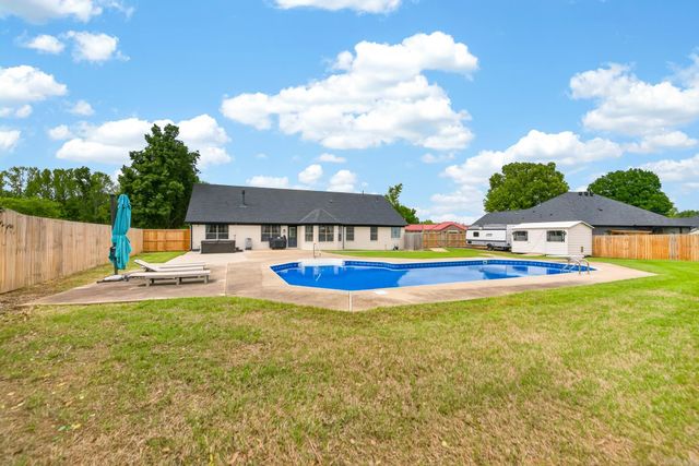1801 N Lincoln Street, Cabot, AR 72023