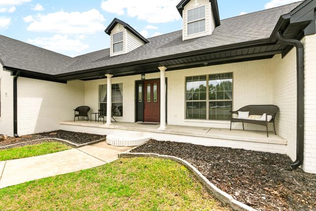 1801 N Lincoln Street, Cabot, AR 72023