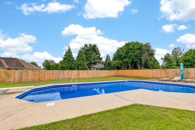 1801 N Lincoln Street, Cabot, AR 72023