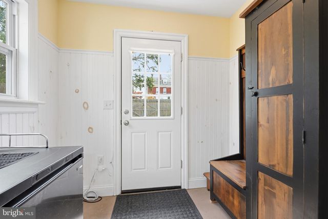 424 W BARNARD ST, West Chester, PA 19382