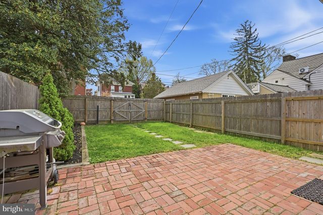 424 W BARNARD ST, West Chester, PA 19382