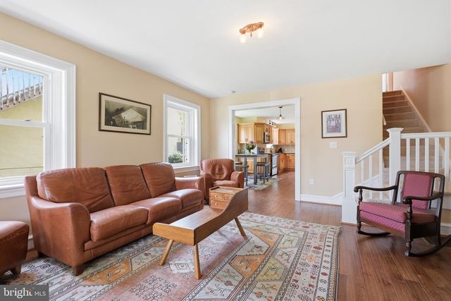 424 W BARNARD ST, West Chester, PA 19382
