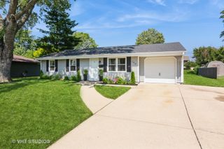 206 W Hartford Drive, Schaumburg, IL 60193