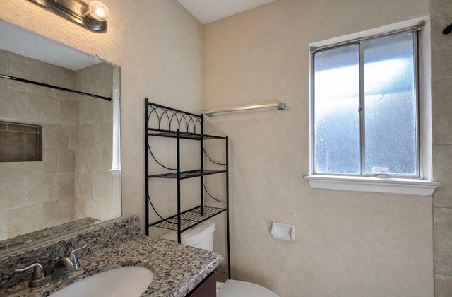 101 Lottie Lane, Friendswood, TX 77546